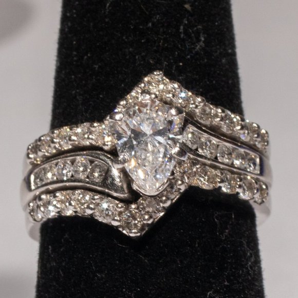 14k white gold diamond wedding set